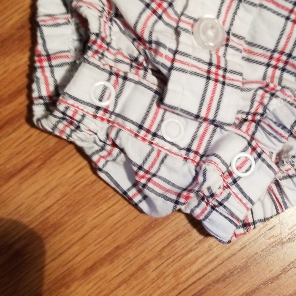 Overall an button up shirt 3mo - Picture 3 of 7
